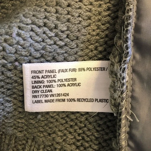 Xhilaration / Gray Faux Fur Front/Knit Back /Open front Vest /Women’s /M/M - Picture 8 of 8